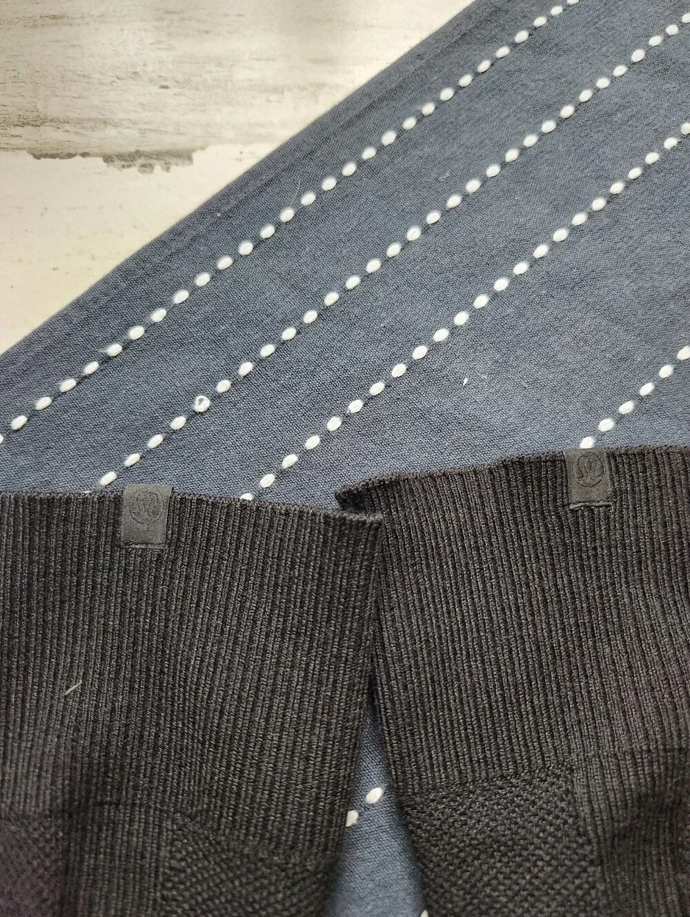 Lululemon Womens Evolution Leg Warmer Black Merino Wool Blend